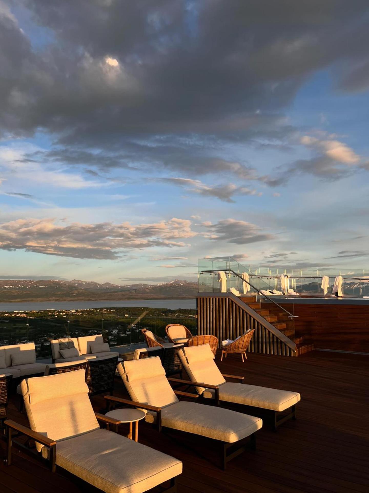 Wood Hotel Буде Екстер'єр фото
